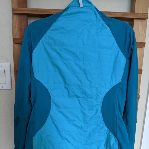 Light REI Midlayer with Reflective details - Picture 2 of 9